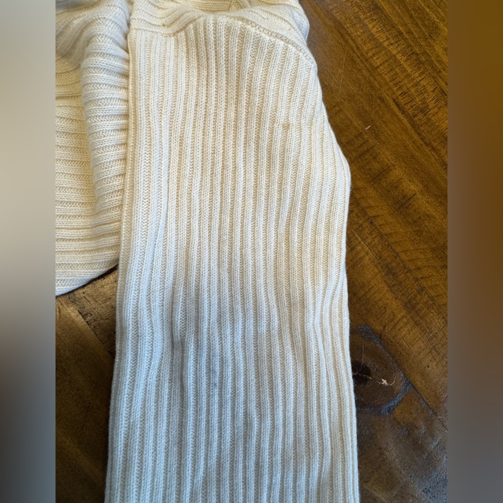 Reformation Cashmere Cardigan cream NWT button up size XS - Picture 8 of 10